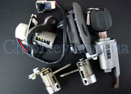 GM#964628871 комплект замков Chevrolet Lacetti с 2004 - 2010 г.в., original